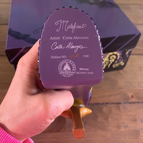 🌹 NWB Fashionably Disney LE Maleficent Shoe 🌹 - Picture 2 of 8